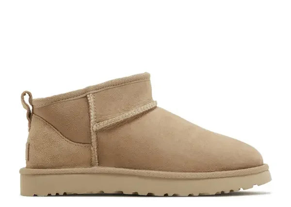UGG Classic Ultra Mini Stiefel Sand