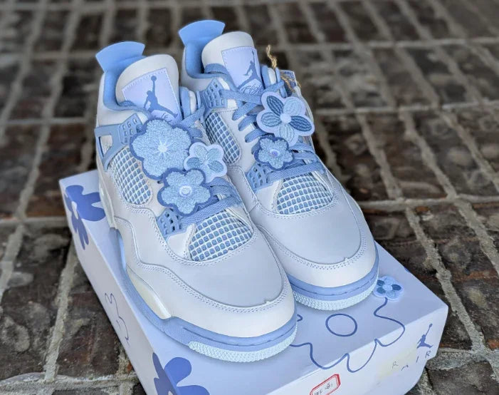 Jordan 4 Retro Forget Me Not Outfit