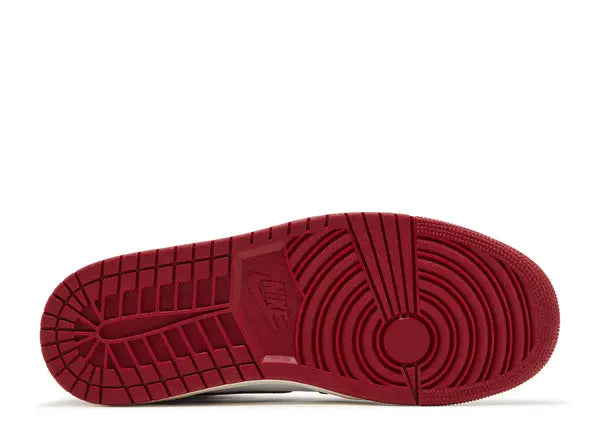 Jordan 1 High OG Black Toe Reimagined Bottom