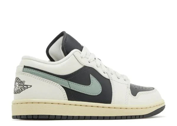 Jordan 1 Low Jade Smoke Back