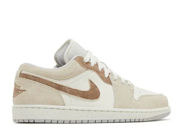 Jordan 1 Low SE Legend Light Brown Back