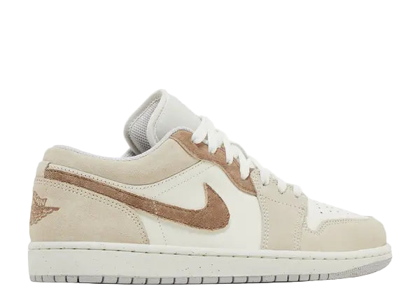 Jordan 1 Low SE Legend Light Brown Back