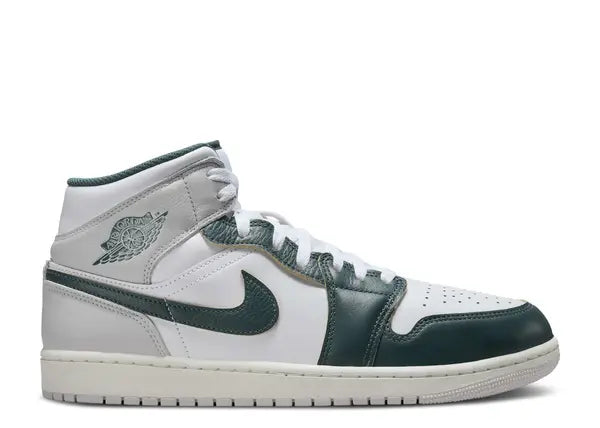 Jordan 1 Mid SE Oxidized Green Side