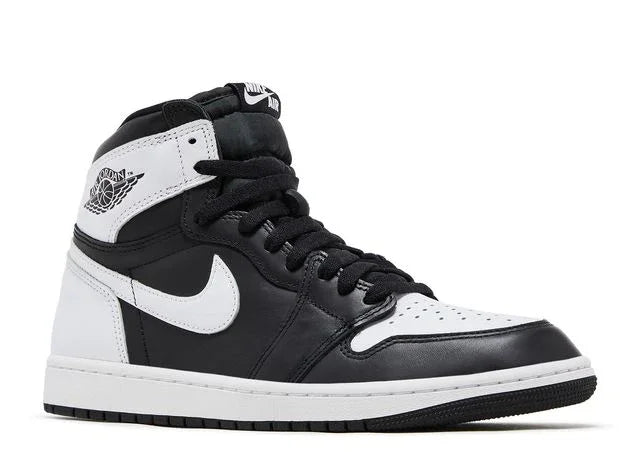 Jordan 1 Retro High OG Black White Front