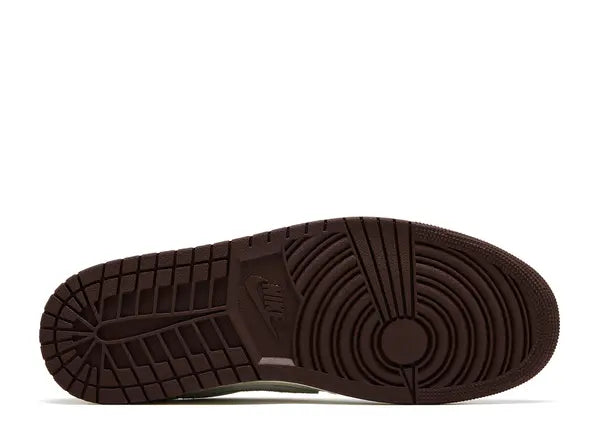 Jordan 1 Retro Low OG Football Grey Sail Light Chocolate Bottom