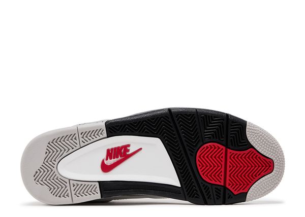 Jordan 4 Retro White Cement (2025) Bottom