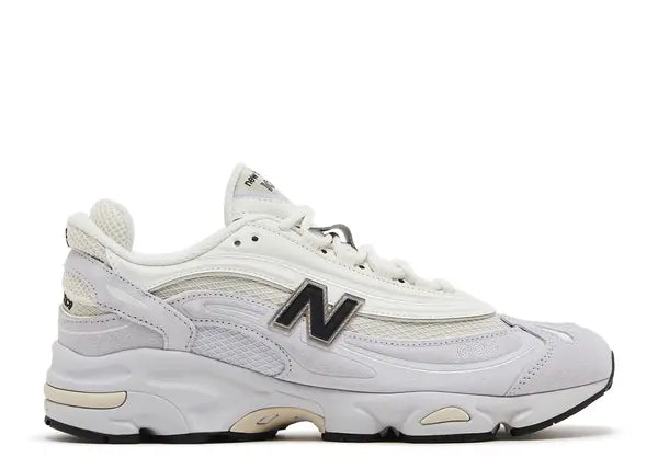 New Balance 1000 Pearl Grey Black Side