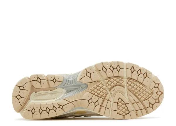 New Balance 1906R Lunar New Year White Bottom