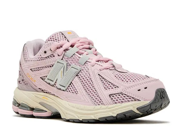 New Balance 1906R Rose Sugar Ice Wine (GS) Front