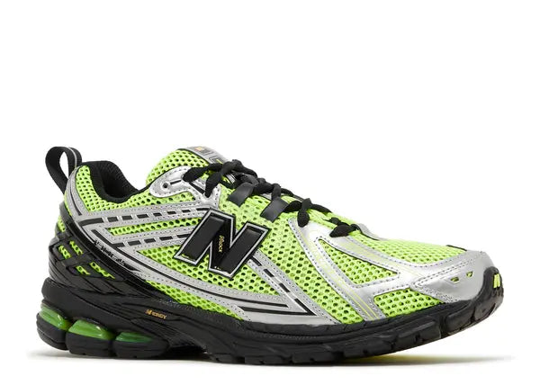 New Balance 1906R Volt Black Front