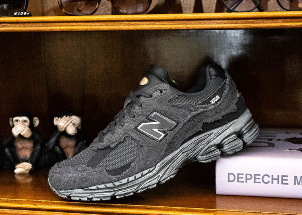 New Balance 2002R Protection Pack Phantom Outfit 2