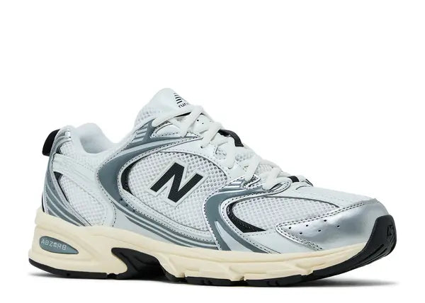 New Balance 530 Silver Metallic Black Cement Front