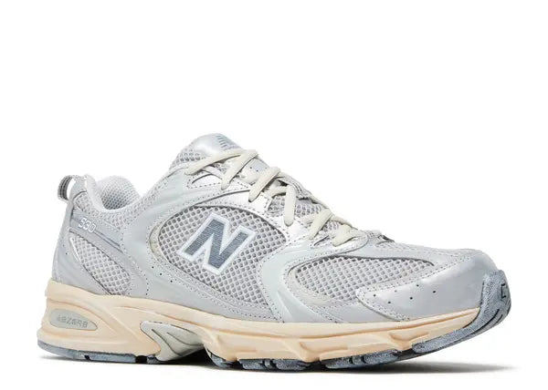 New Balance 530 Vintage Silver Metallic Moonbeam Front