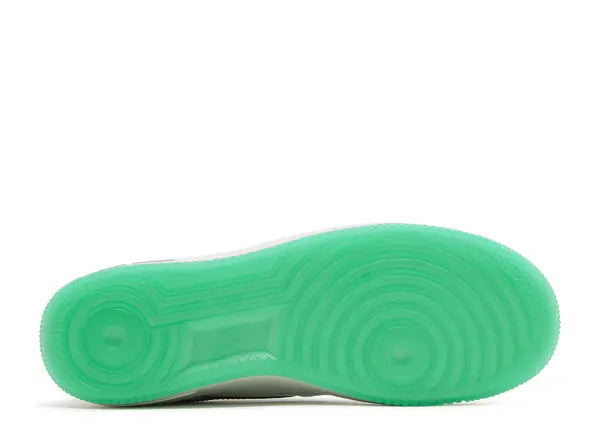 Nike Air Force 1 Low '07 Patent Platinum Tint Stadium Green Bottom