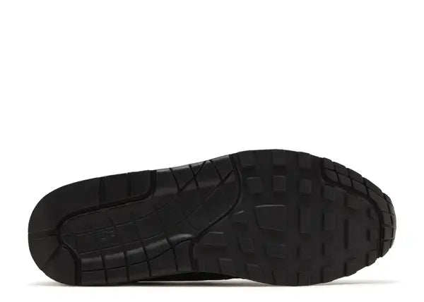 Nike Air Max 1 Essential Triple Black Bottom