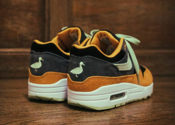 Nike Air Max 1 PRM Duck Honey Drew Outfit 1