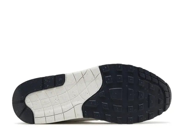 Nike Air Max 1 Platinum Tint Dark Obsidian Bottom