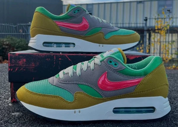 Nike Air Max 1 '86 PRM Powerwall BRS Outfit