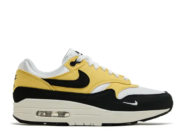 Nike Air Max 1 '87 Saturn Gold Black Side