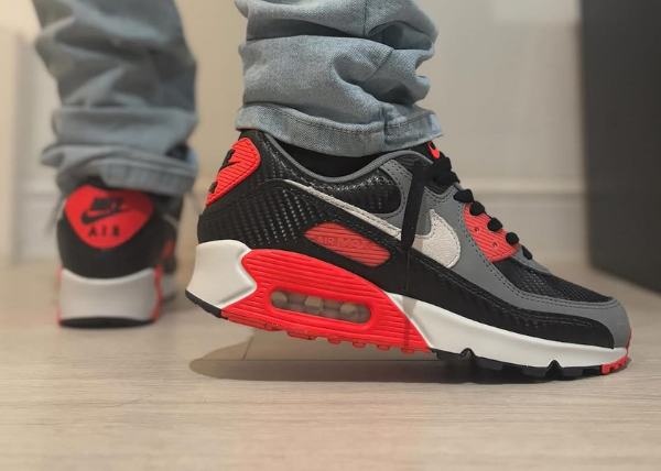 Nike Air Max 90 Premium Carbon Fiber Infraded Outfit