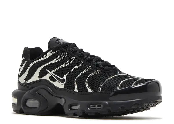Nike Air Max Plus SE Black Chrome Front