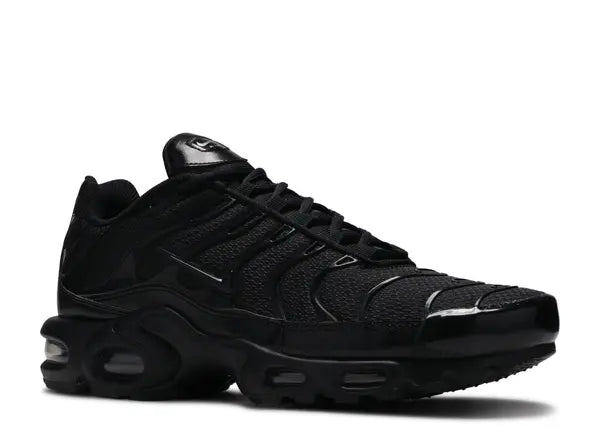 Nike Air Max Plus Triple Black Front