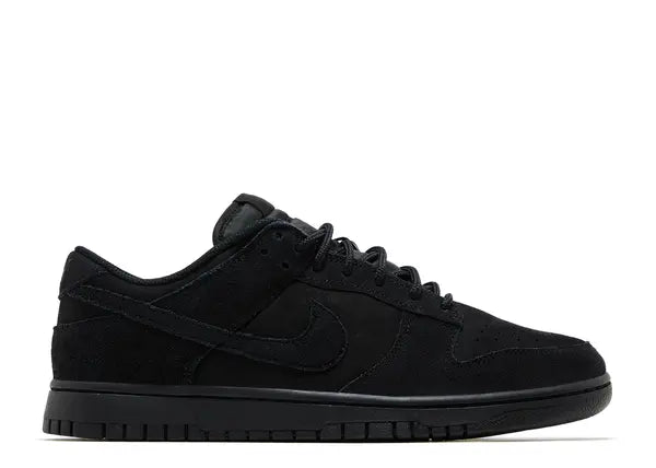Nike Dunk Low SE Triple Black Side