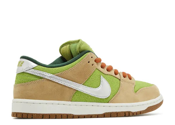 Nike SB Dunk Low Escargot Back