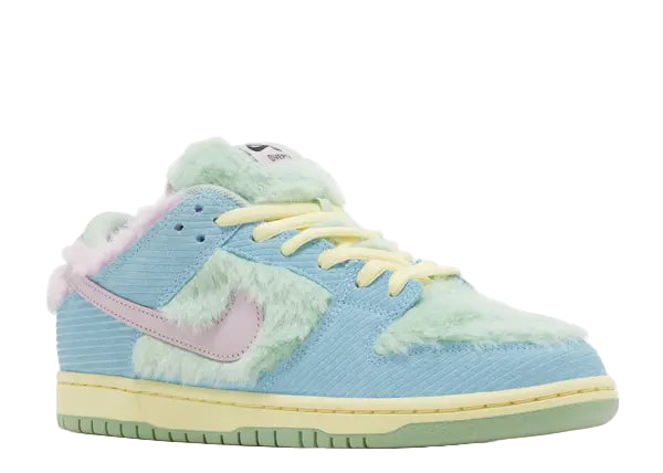 Nike SB Dunk Low Verdy Visty Front