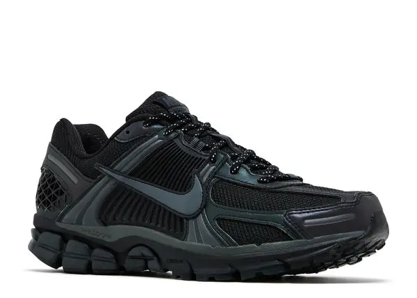 Nike Zoom Vomero 5 Black Reflective Front
