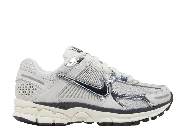 Nike Zoom Vomero 5 Photon Dust Metallic Silver Front