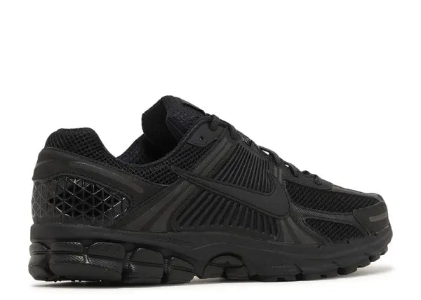 Nike Zoom Vomero 5 Triple Black Back