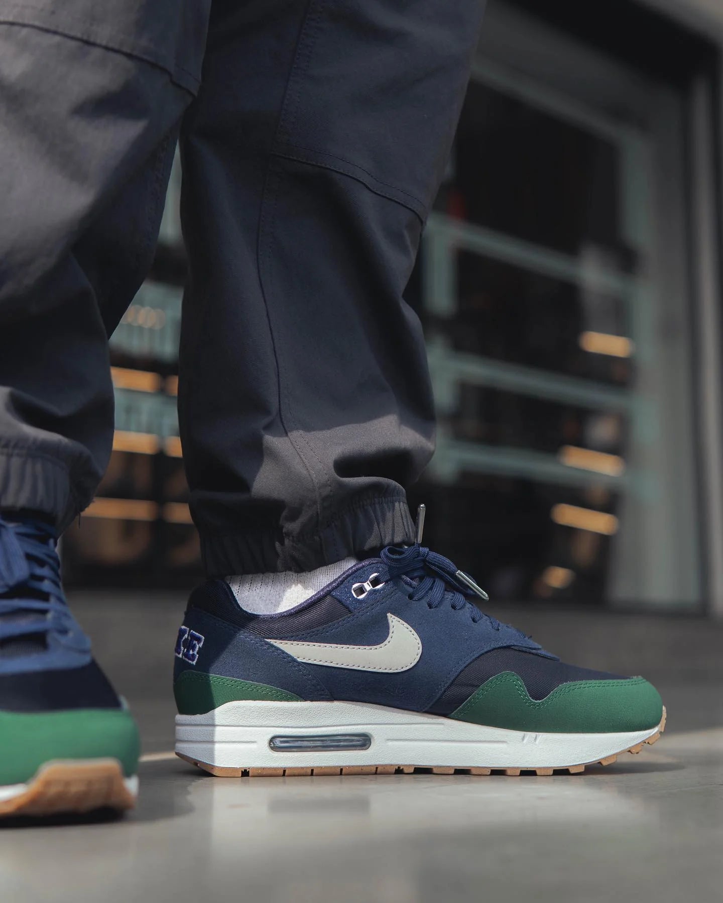 Nike Air Max 1 Gorge Green outfit