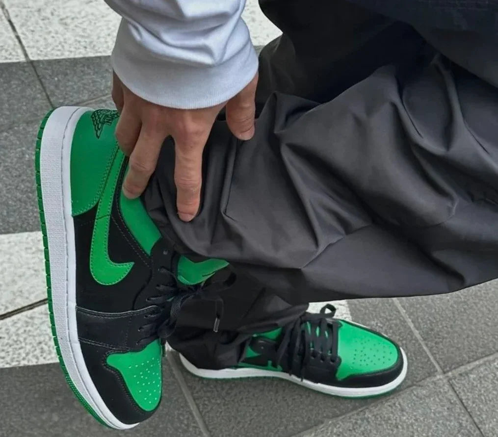 Jordan 1 Low Lucky Green Outfit