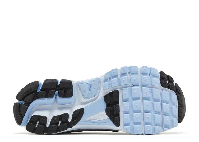Nike Zoom Vomero 5 Metallic Silver Blue Tint Bottom