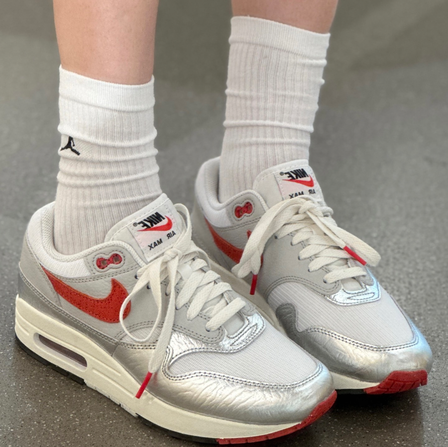 Nike Air Max 1 PRM SE Hot Sauce outfit