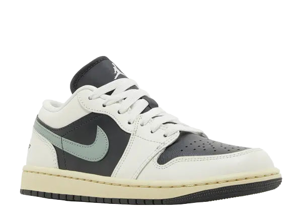 Jordan 1 Low Jade Smoke Front