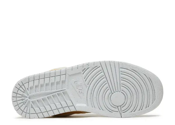Jordan 1 Low SE Celestial Gold Bottom