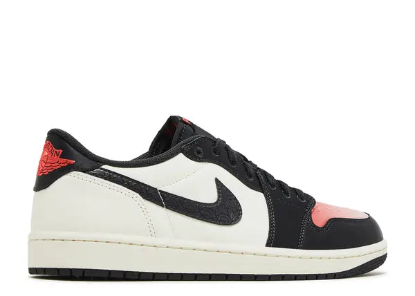 Jordan 1 Retro Low OG PSG Paris Saint-Germain Back