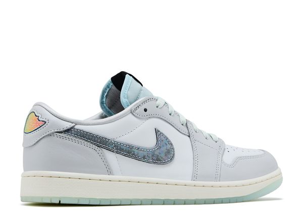 Jordan 1 Retro Low OG Year of the Snake Back