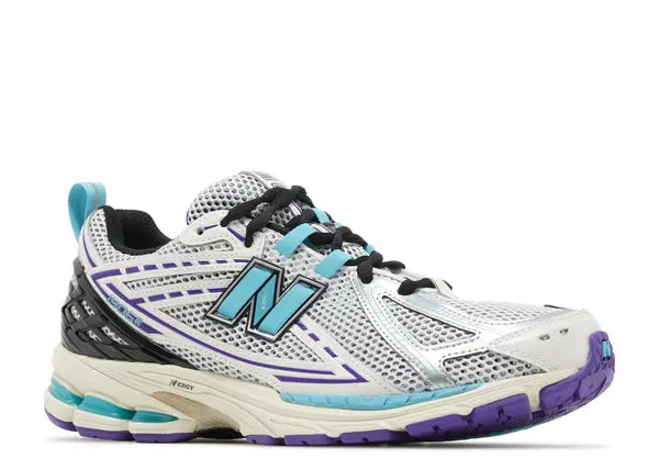 New Balance 1906R Charlotte Hornets Front