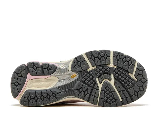 New Balance 1906R Rose Sugar Ice Wine (GS) Bottom