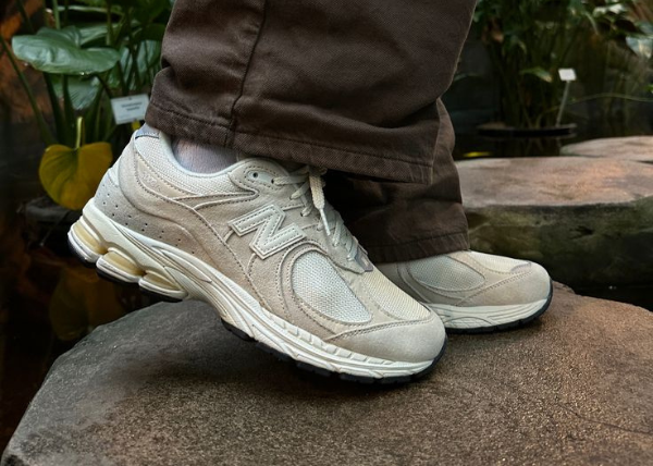 New Balance 2002R Off White