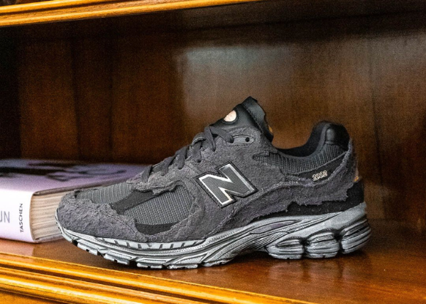 New Balance 2002R Protection Pack Phantom Outfit 3