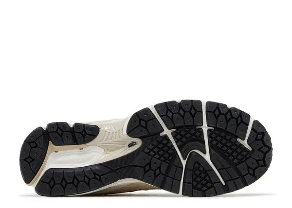 New Balance 2002R Sandstone Magnet Bottom