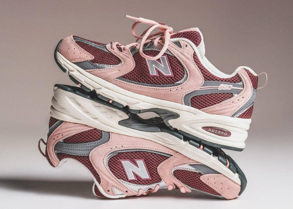 New Balance 530 Pink Moon Burgundy Outfit