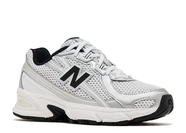 New Balance 740 Grey Black (GS) Front