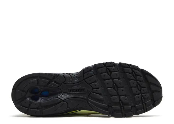 New Balance 740v2 Sea Salt Phantom Bottom