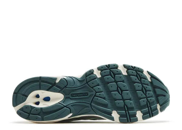 New Balance 740v2 White March Green Bottom