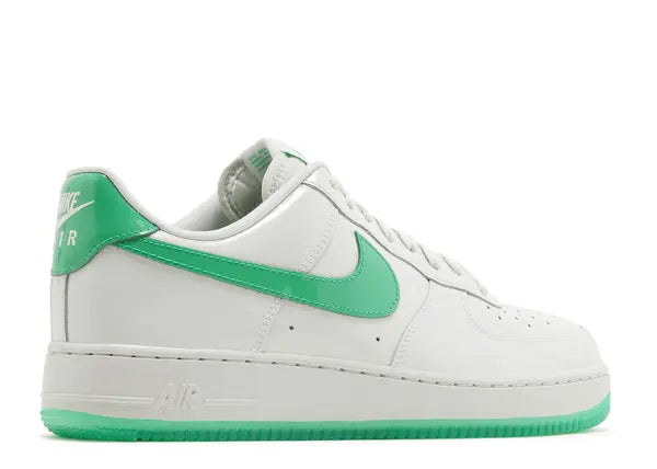 Nike Air Force 1 Low '07 Patent Platinum Tint Stadium Green Back